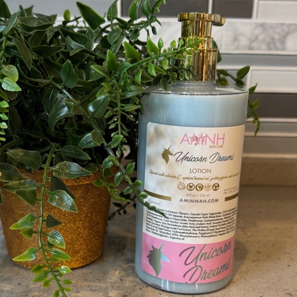 AMINNAH Unicorn Dreams Hydrating Body Lotion 8oz New!